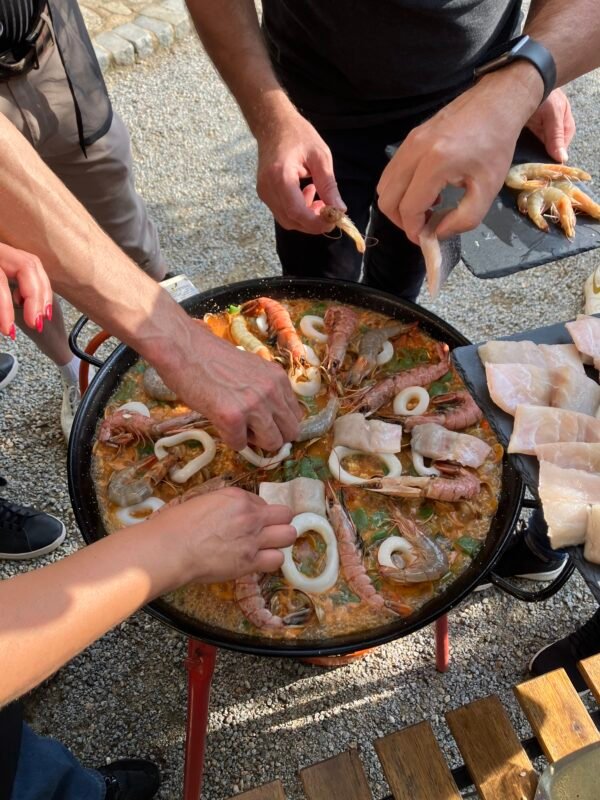 Paella and wine experience - Image 4